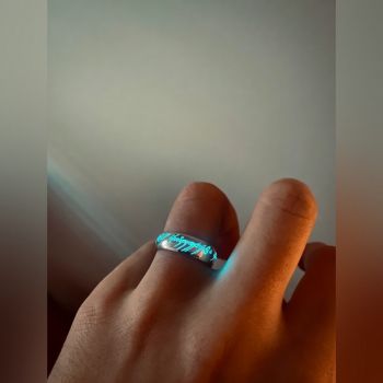 Кільце Всевладдя — світиться бірюзовим 2