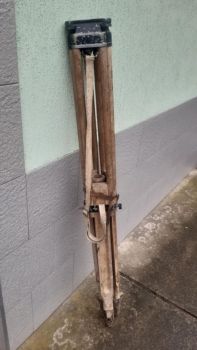 Штатив геодезичний дерев'яний тринога для теодоліт 4