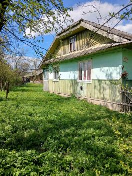 Будинок з земельноюділянкою 1