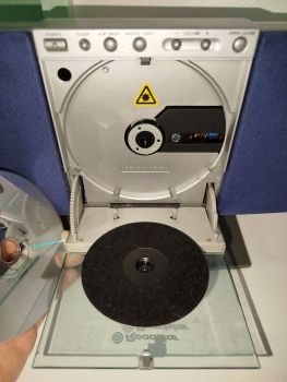 Музичний центр Roadstar HIF-8594RC CD / FM радіо 7