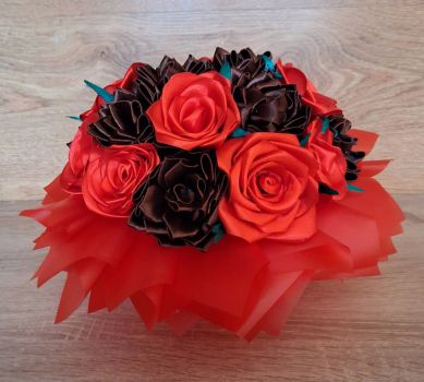 Атласні квіти продам 8