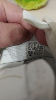 Кросівки високі adidas чоловічі 41,5 8