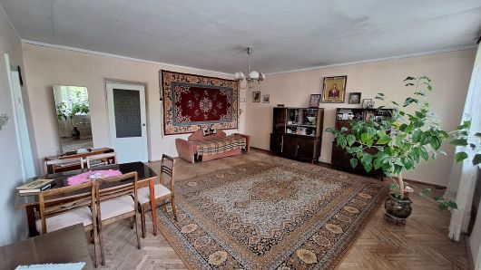3-кімнатна квартира, вул.Винниченка 1