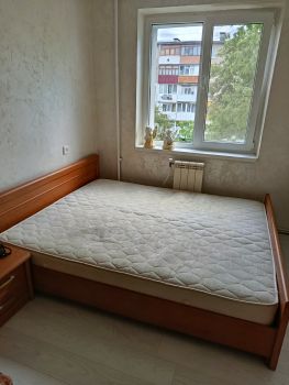 Ліжко з матрацом