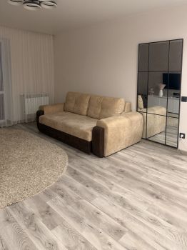 3-кімнатна квартира, вул.Героїв України 3А 5