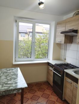1-кімнатна квартира, вул.Каракая 7