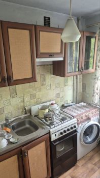 2-кімнатна квартира, вул. Долинська, 37 Б 2
