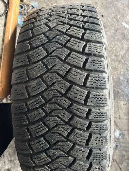 Резина з дисками BMW 235/65/ r17 8