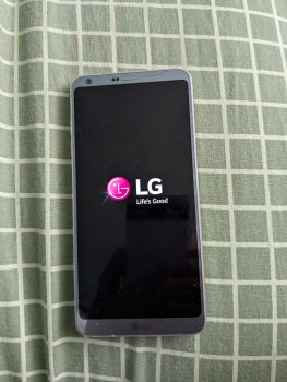 Смартфон LG G6 H873 4/32GB NFC 6