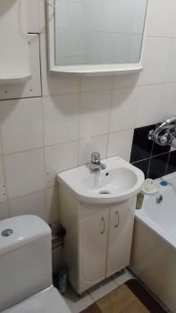Двокімнатна квартира з меблями у центрі міста 3