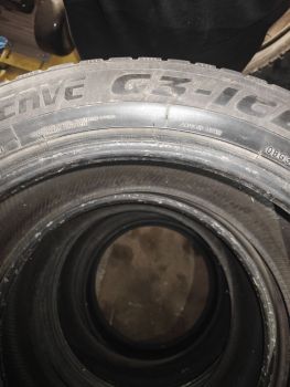 Резина TOYO 265/50 R20 Зима 4