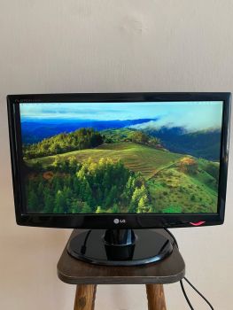 Монітор LG Electronics W2243S