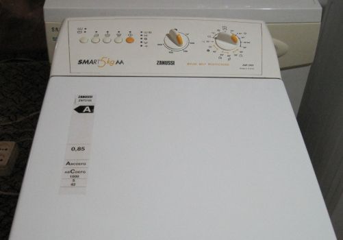 Пральна машина Zanussi. 1