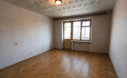 1-кімнатна квартира, вул.Героїв України 13 1