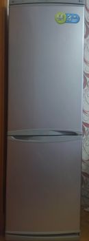 Холодильник LG389 1