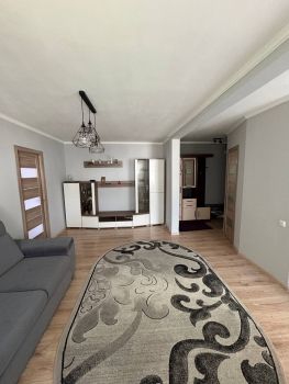 2-кімнатна квартира, вул.Богдана Хмельницького, 25 4