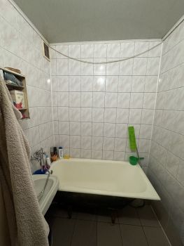3-кімнатна квартира, вул.Героїв України 2 7