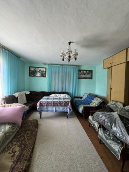Будинок дерев'яний 8