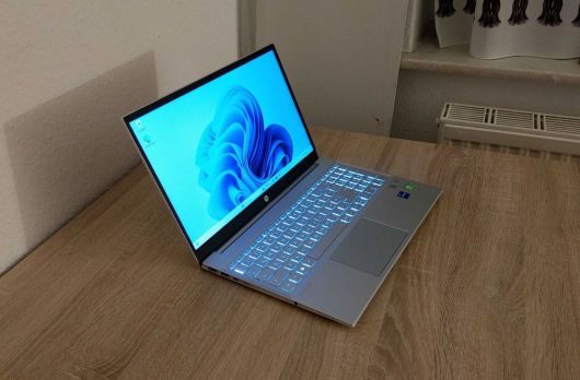 Ноутбук HP Pavilion g8 15.6