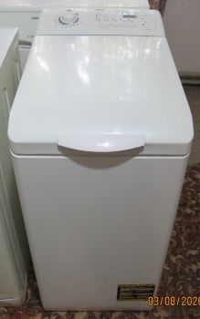 Пральна машина Zanussi.