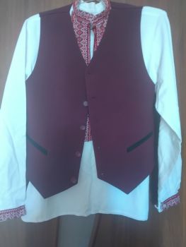 Вишита сорочка і безркава 1