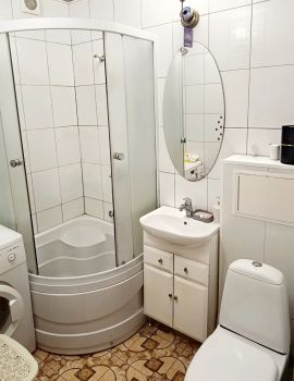 2-кімнатна квартира, вул.Рубчака 4