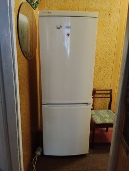 Холодильник Zanussi 1