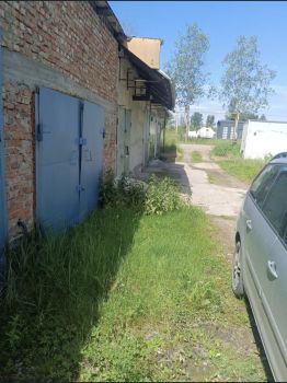 Гараж з підйомником(подвійний)! 1