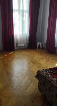 2-кімнатна квартира, вул.Філатова 2