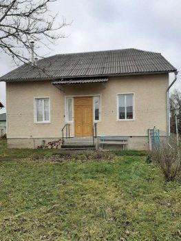 Будинок, с-ще Рожнятів 1