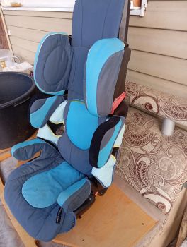 Автокріселко дитяче б/в 3
