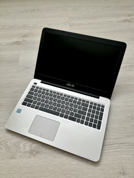 Ноутбук ASUS X556UAK 15.6