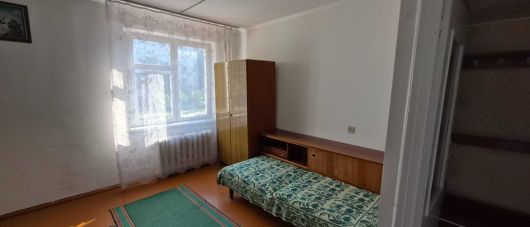 1-кімнатна квартира, вул. Хіміків 2