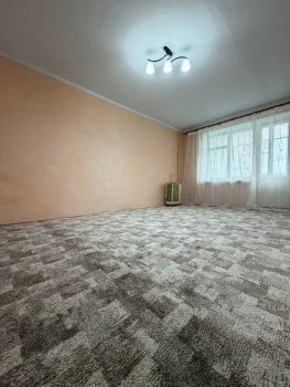 1-кімнатна квартира, вул.Січових Стрільців 2