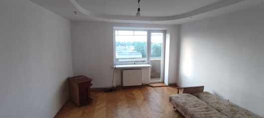 3-кімнатна квартира, вул.Героїв України 4