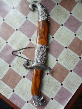 Сувенірний кинжал 2