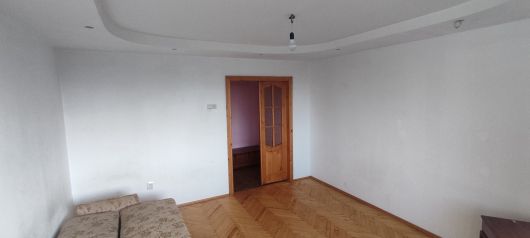 3-кімнатна квартира, вул.Героїв України 5