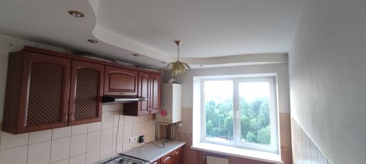 3-кімнатна квартира, вул.Героїв України 2
