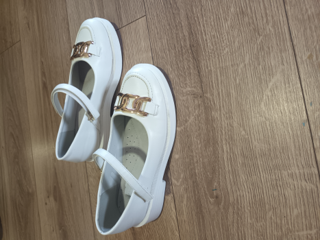 Туфлі білі 2