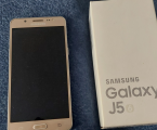Телефон SAMSUNG J5 1