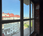 2-кімнатна квартира, вул.О. Пчілки 1
