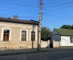 Будинок, центр міста вул.Чорновола 3