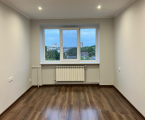 2-кімнатна квартира, вул.Литвина 4
