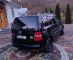  Volkswagen Touran 2