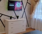 2-кімнатна квартира, вул. О. Тихого 1