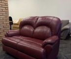 Новий бордовий шкіряний диван 1