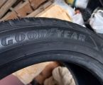 Шини зимові GOOD YEAR  225/50 R17 8