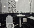 2-кімнатна квартира, вул.Героїв України 5