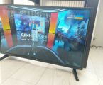 Телевізор Ergo 32 дюйми з функцією Smart 2
