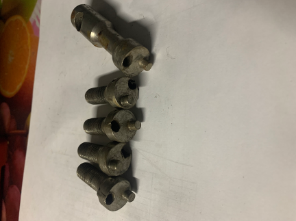 Болти- секретки